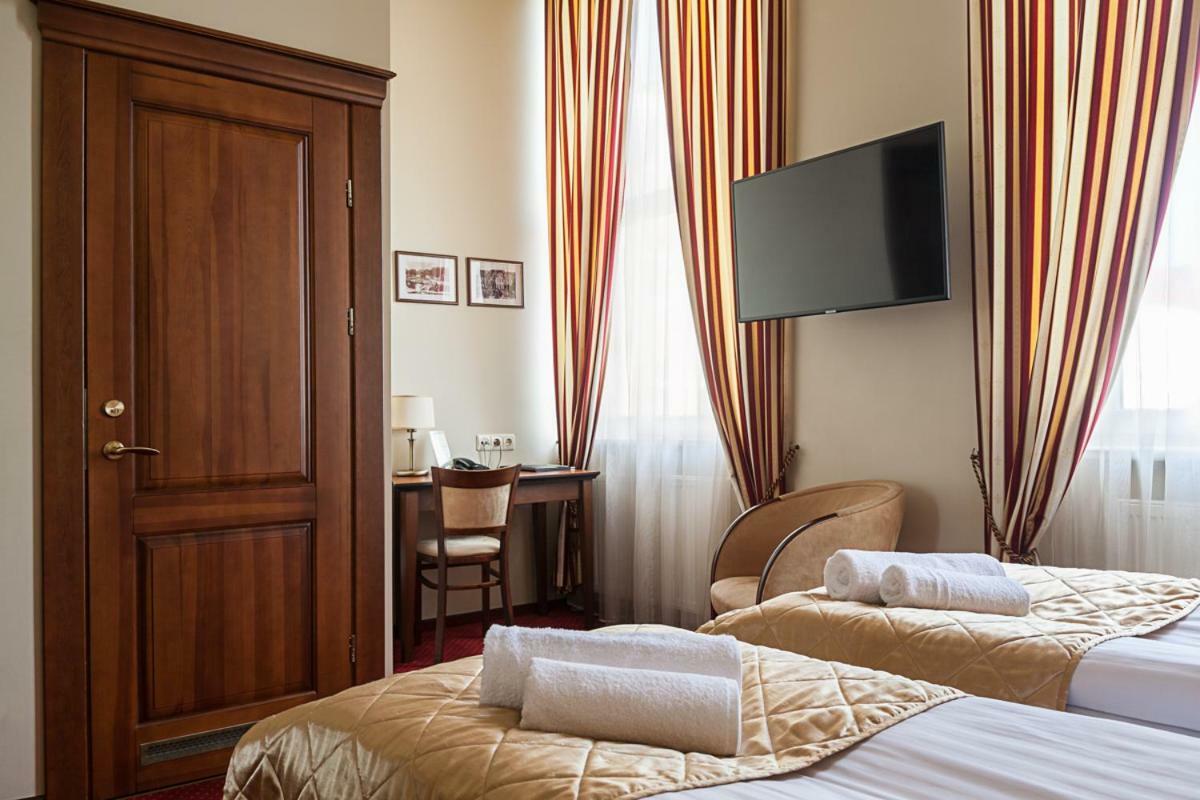 Conviva Hotel Panevezys Ngoại thất bức ảnh
