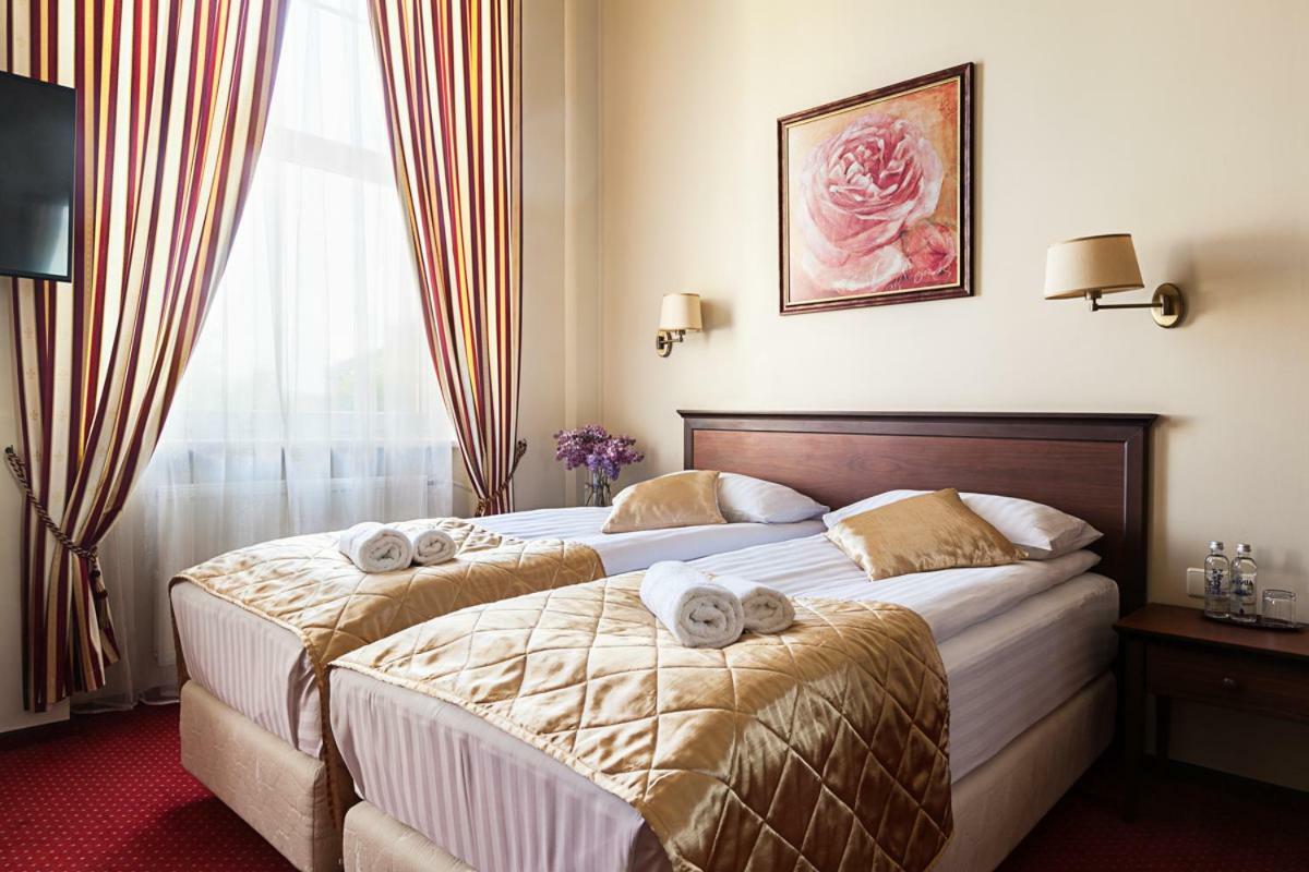 Conviva Hotel Panevezys Ngoại thất bức ảnh