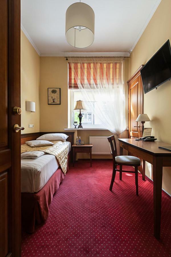 Conviva Hotel Panevezys Ngoại thất bức ảnh