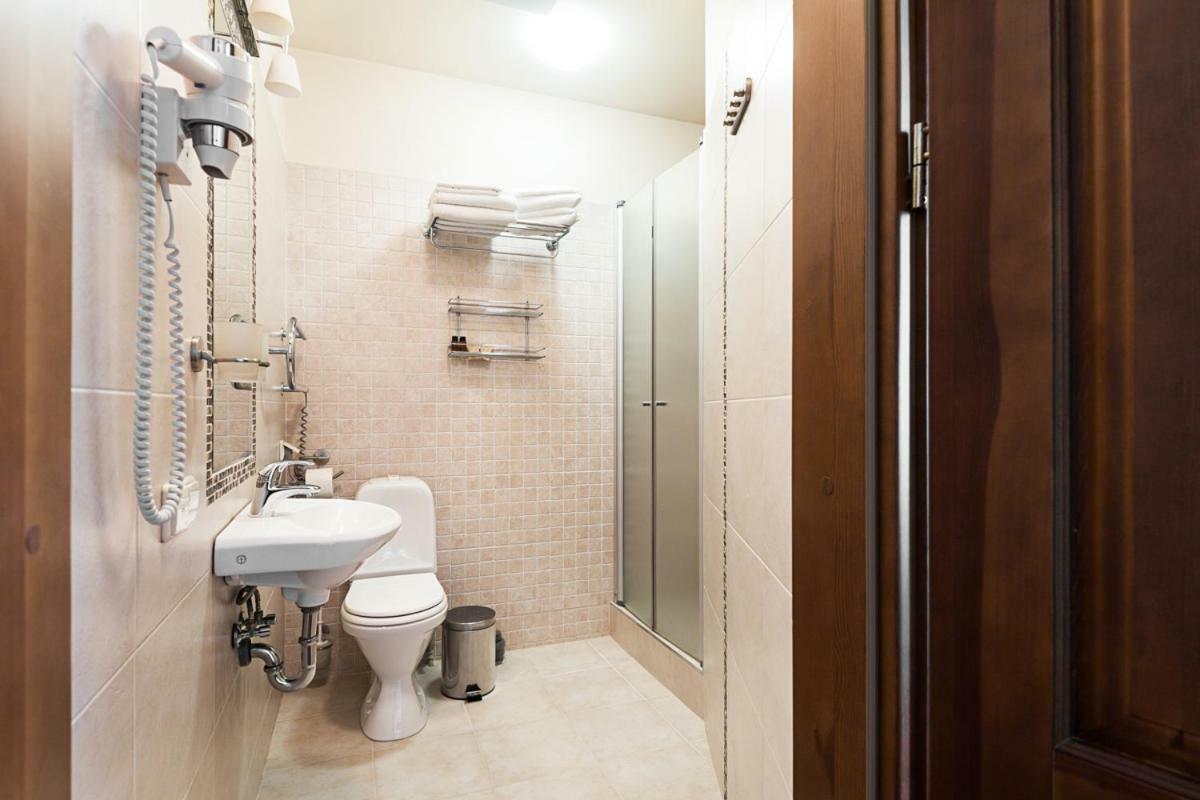 Conviva Hotel Panevezys Ngoại thất bức ảnh