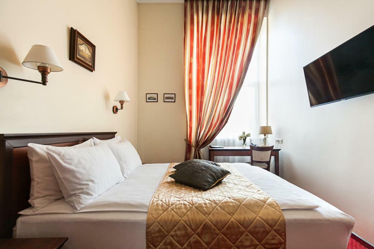 Conviva Hotel Panevezys Ngoại thất bức ảnh