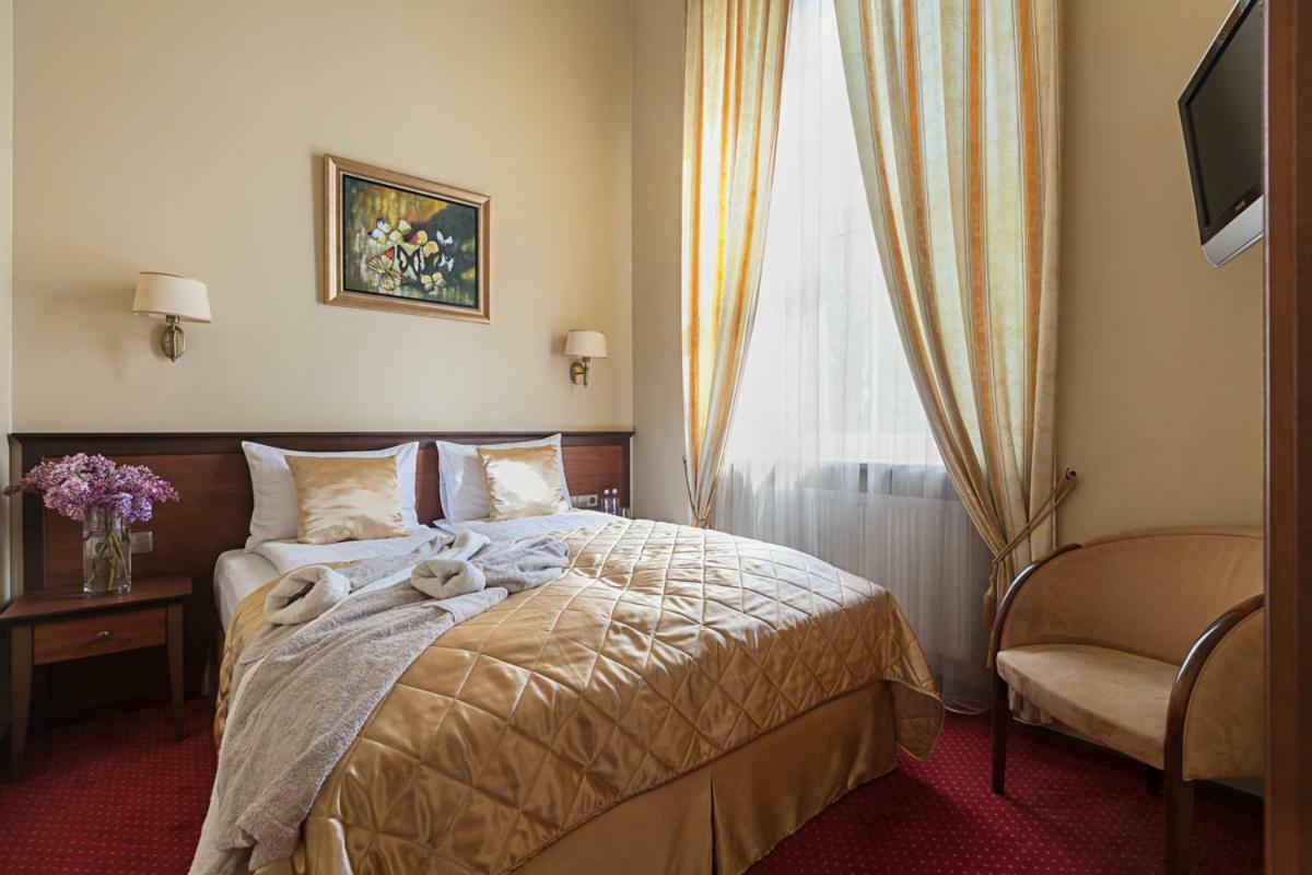 Conviva Hotel Panevezys Ngoại thất bức ảnh